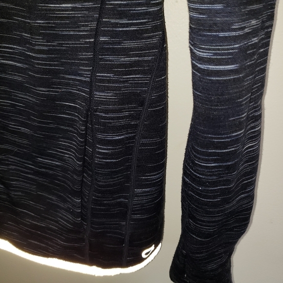 Gap Fit Navy and White Performance Full Zip Jacket - Picture 4 of 7